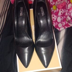 Michael Kors Black Pointed Heels